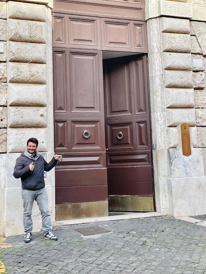 Martina Al Colosseo Apartment Rome
