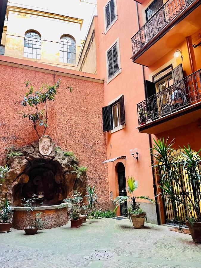 Martina Al Colosseo Apartment *